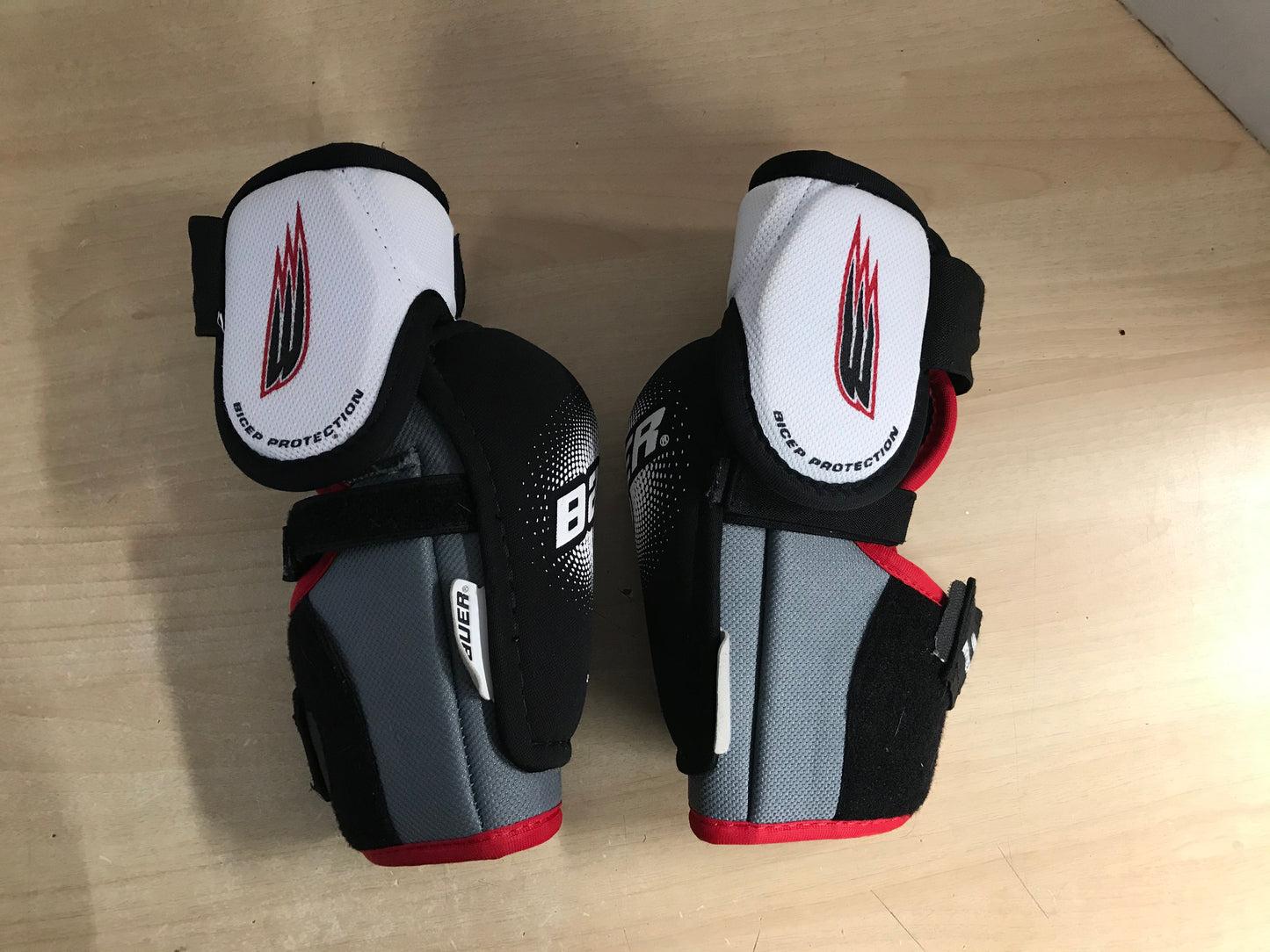 Hockey Elbow Pads Men's Size Medium  Bauer 1000 Black Red  Grey Excellent