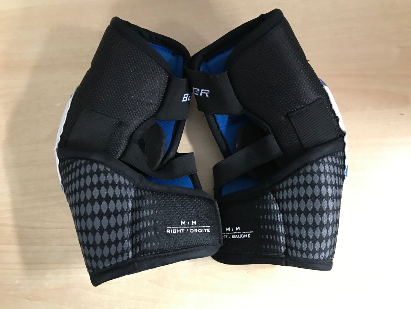 Hockey Elbow Pads Men's Size Small Bauer Supreme One 15 Black Blue White Soft Cup