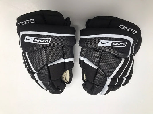 Hockey Gloves Child Size 10 inch Age 5-7 Bauer Black and White Excellent