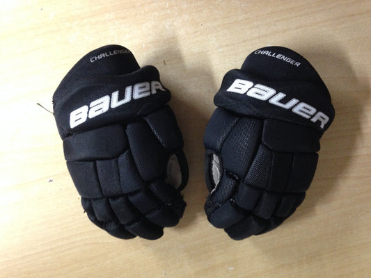Hockey Gloves Child Size 9 inch Bauer Challenger Excellent