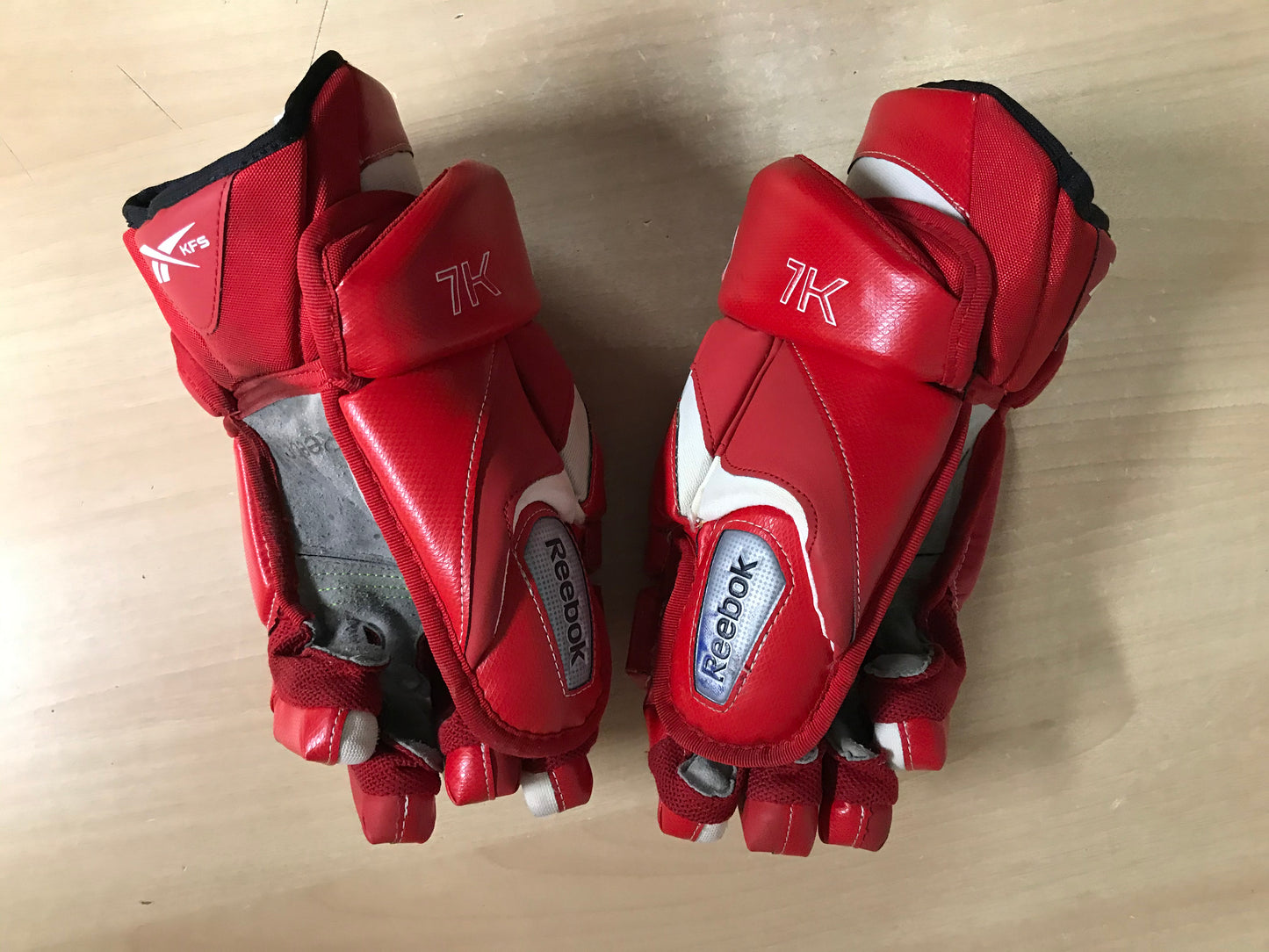 Hockey Gloves Men's Size 14 inch Reebok 7K Red Fantastic Quality