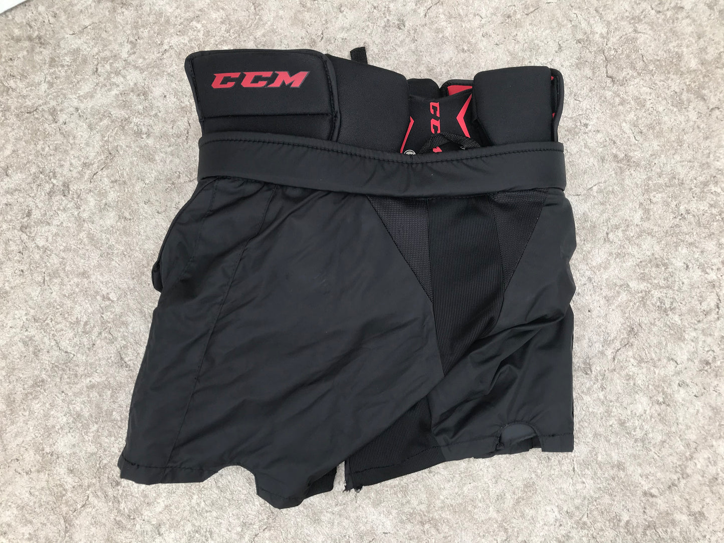 Hockey Goalie Pants Inter Size Large CCM Xtreme Flex Black Red As New Excellent