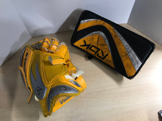 Hockey Goalie Senior Men Vaughn Velocity Glove and Reebok Blocker