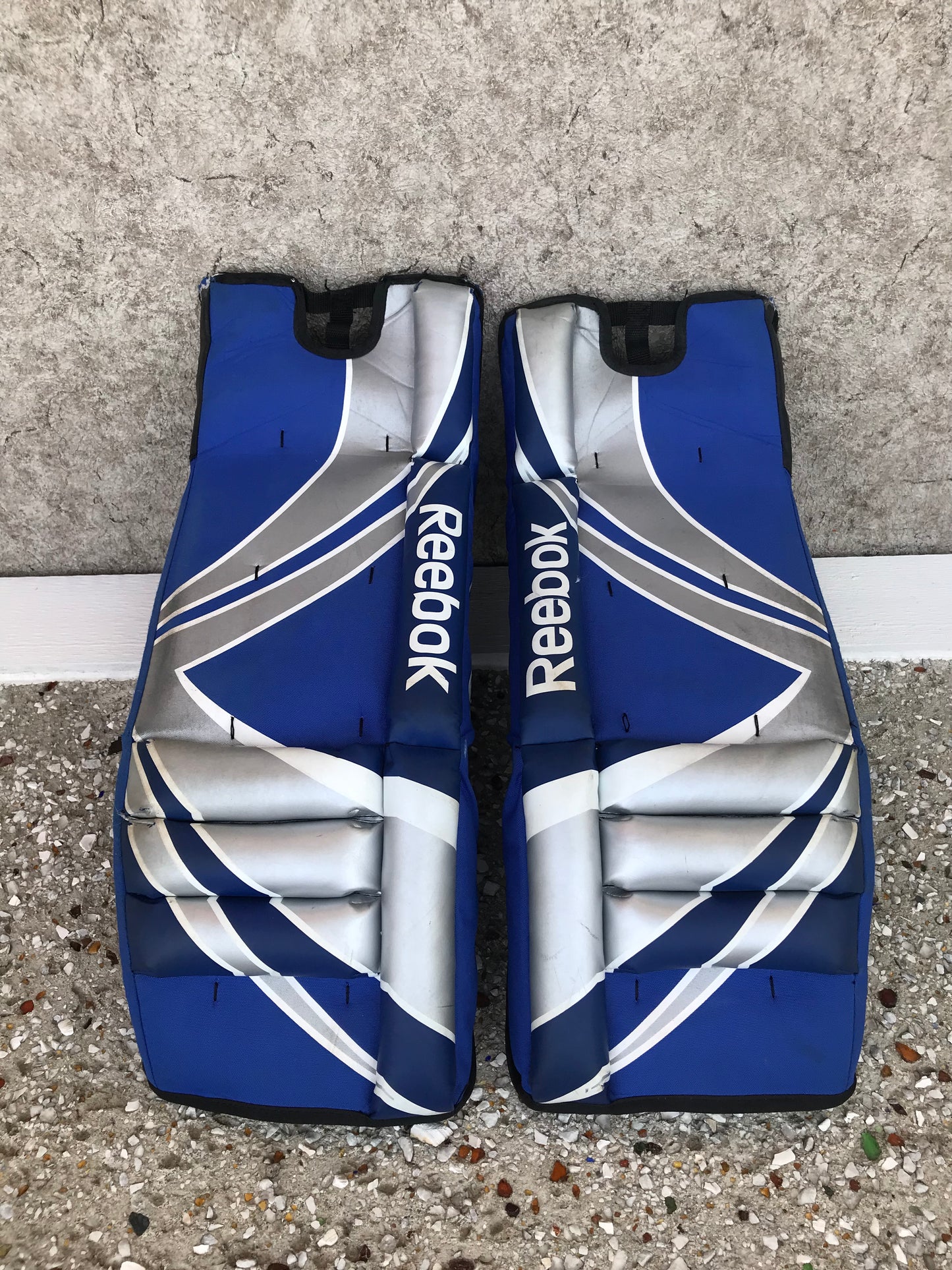 Hockey Goalie Street Ball Shin Pads Junior Size 27 inch Age 8-12 Reebok Blue Grey Complete PT 3440