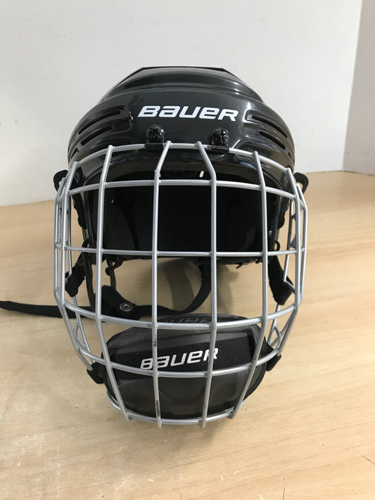 Hockey Helmet Child Size 6-8 Bauer With Cage Expires Nov 2022