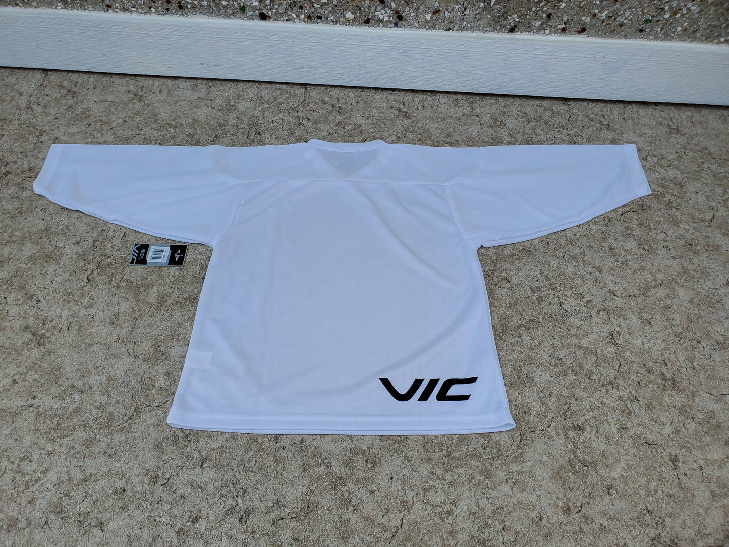 Hockey Jersey Child Size 6-8 Vic White New With Tags