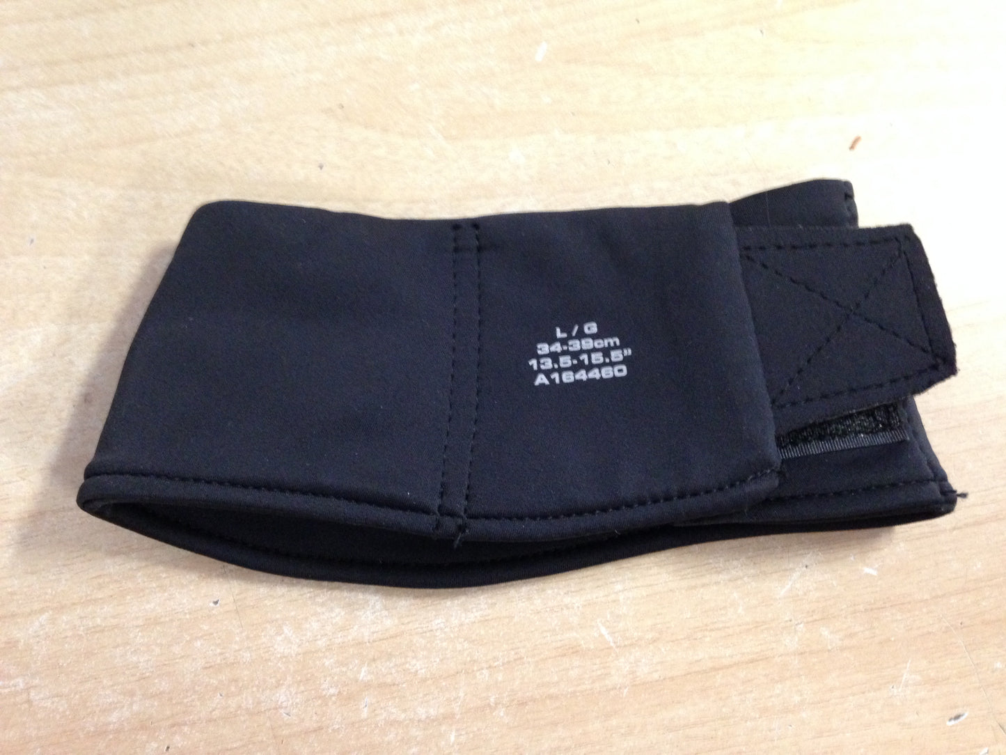 Hockey Neck Guard Child Size Lg 12 Easton Black Excellent