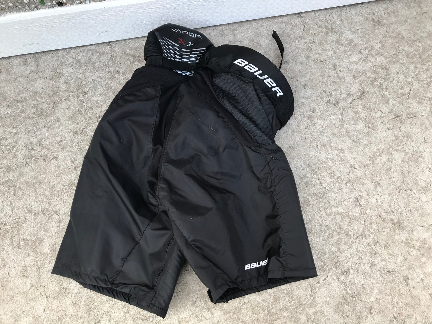 Hockey Pants Men's Size Large Bauer Vapor X3.0 New Demo Model