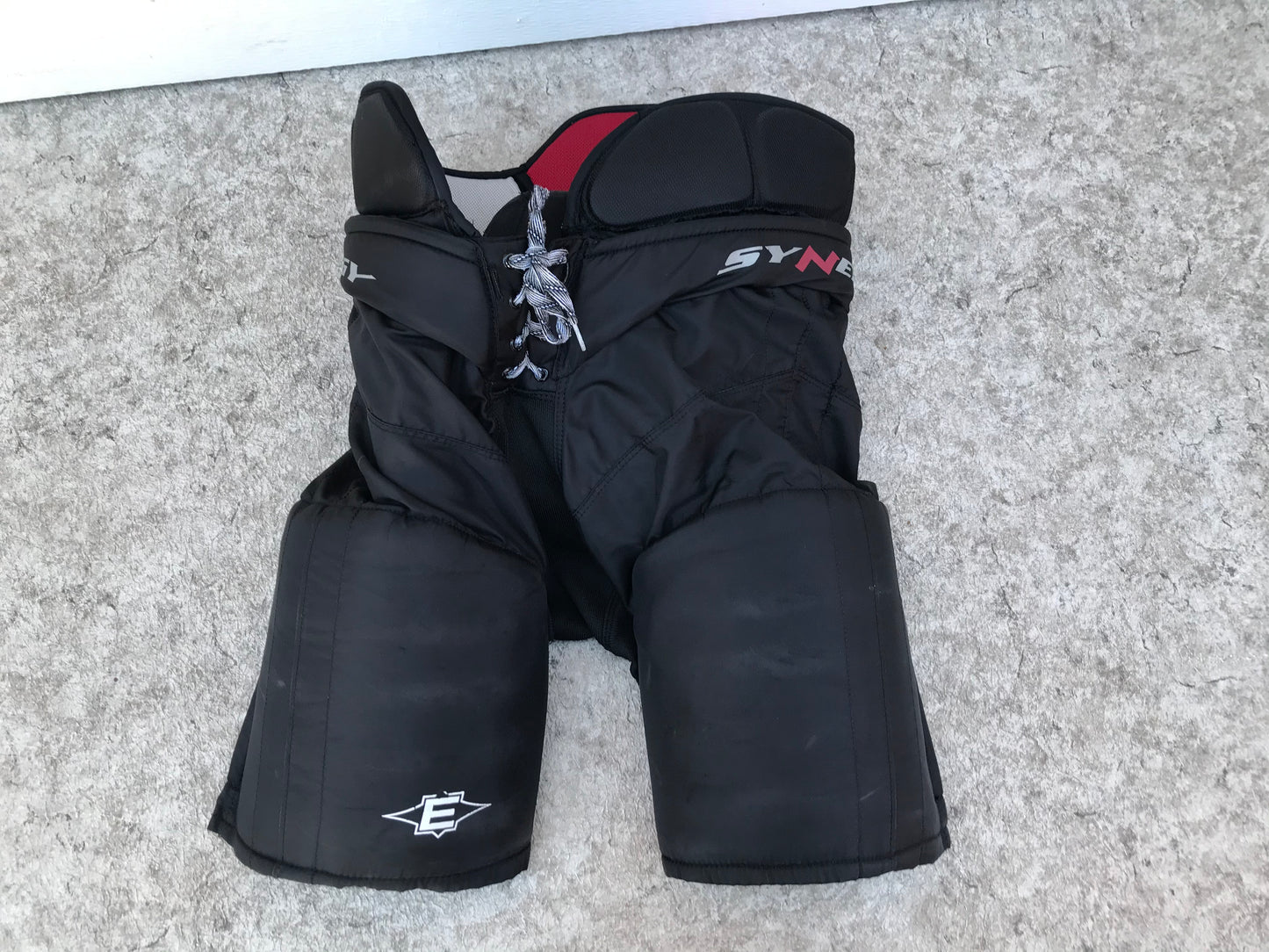 Hockey Pants Men's Size Medium Black Red