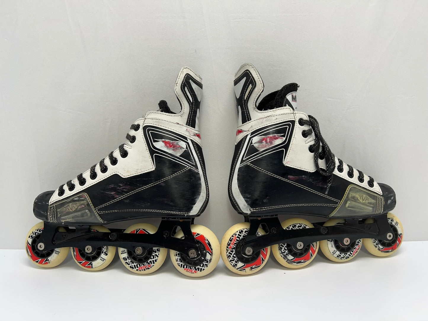 Hockey Roller Hockey Skates Men's Size 7E Shoe Size Mission Black White Rubber Wheels