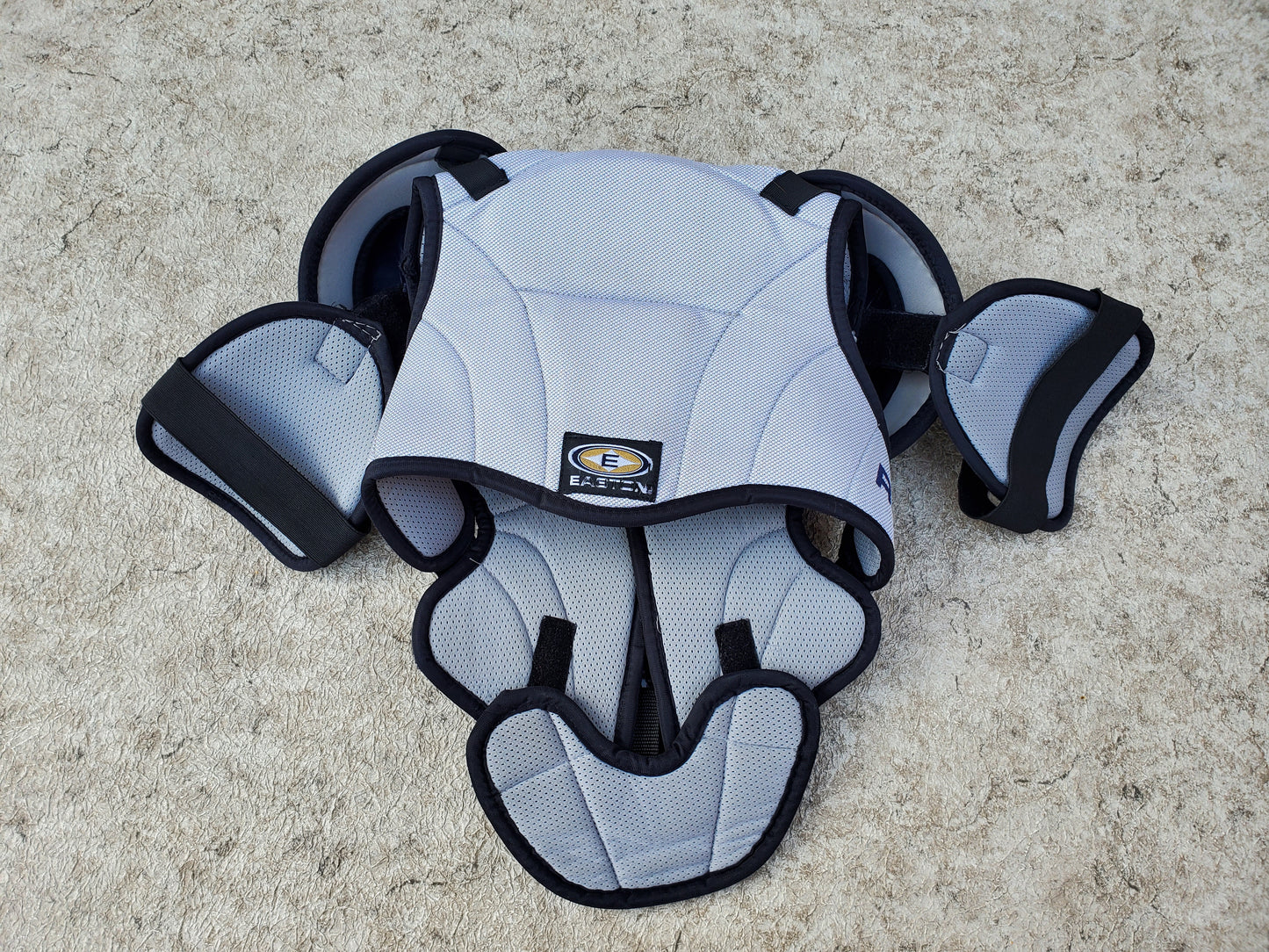 Hockey Shoulder Chest Pad Child Size Junior Medium Easton Blue White Grey