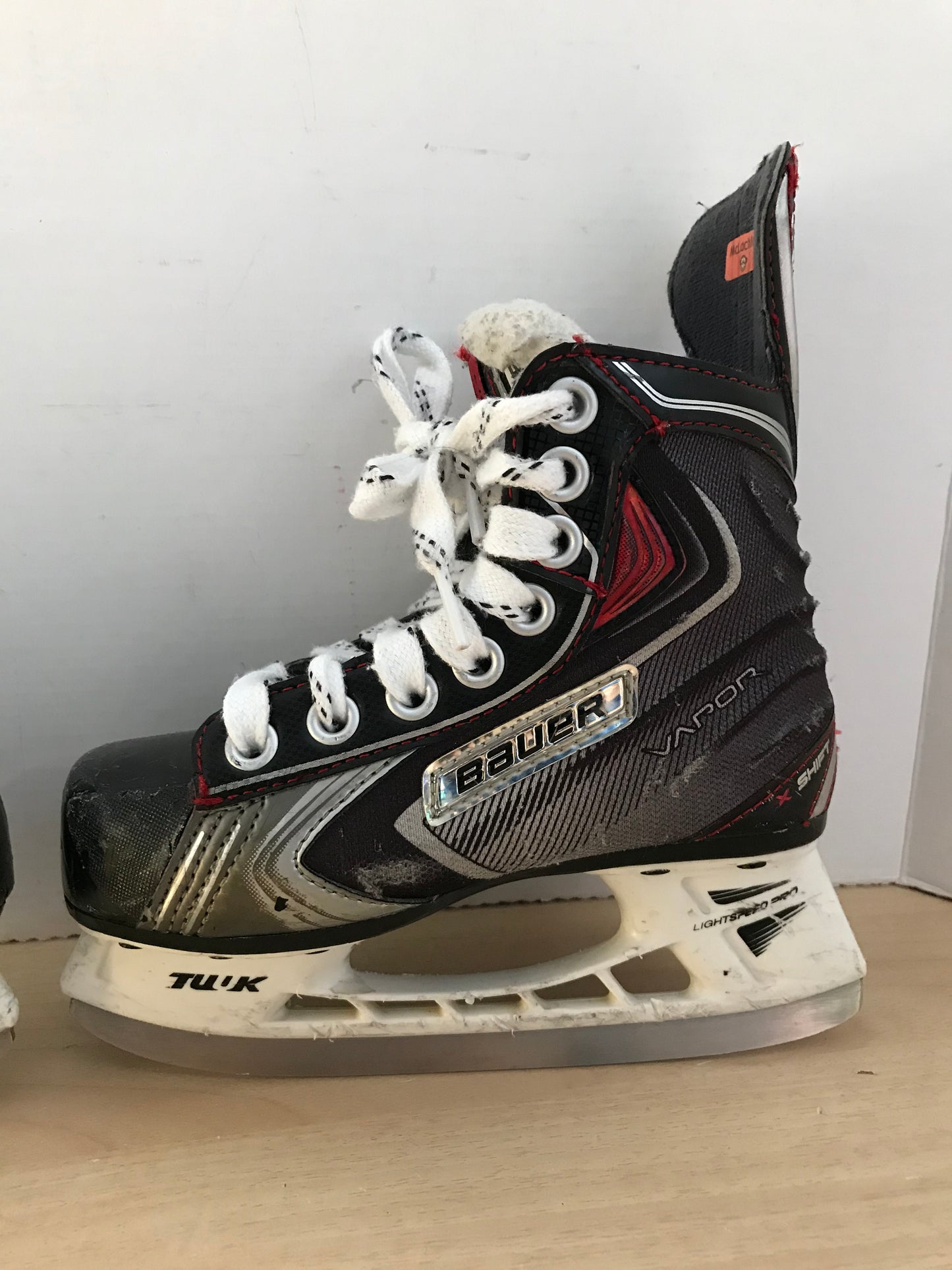 Hockey Skates Child Size 12 Shoe Size Bauer Vapor Shift Some Wear Scratches