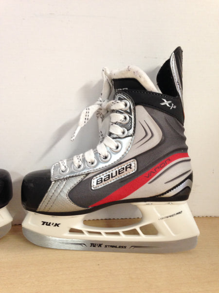 Hockey Skates Child Size 13 Shoe Size Bauer Vapor X1.0 New Demo
