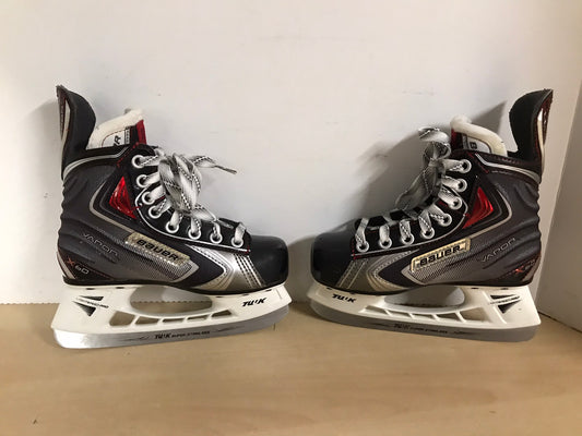 Hockey Skates Child Size 1 EE Shoe Size Bauer Vapor X60 New Demo Model