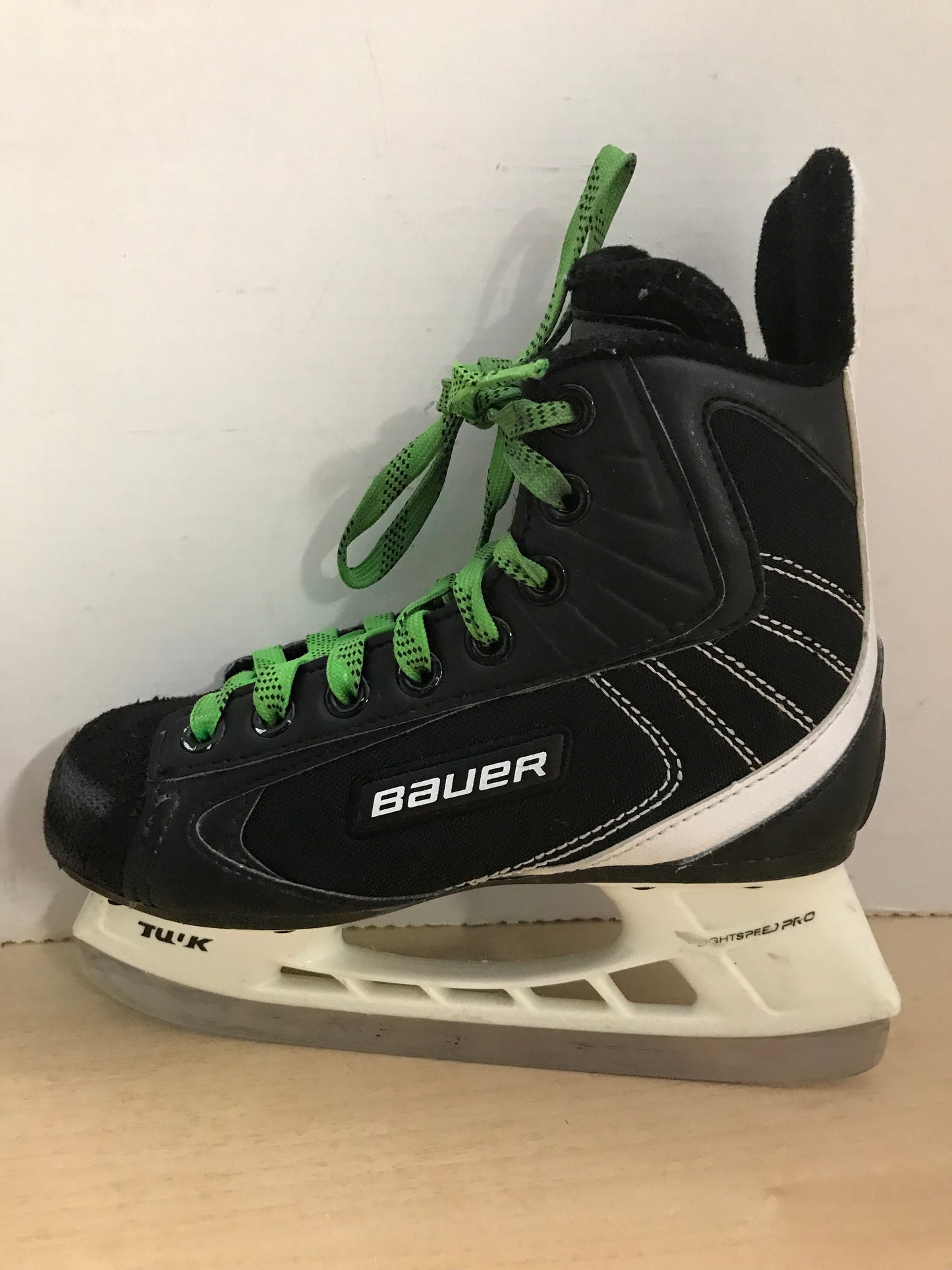 Hockey Skates Child Size 1 Shoe Bauer 2.0 Minor Wear