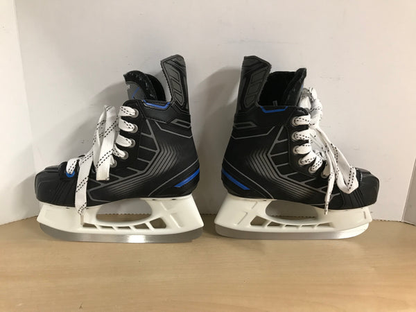 Hockey Skates Child Size 2 Shoe Size Bauer Nexus N77 New Demo Model