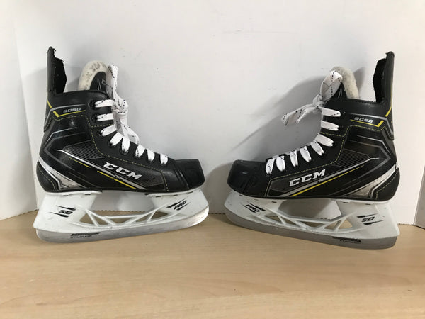 Hockey Skates Child Size 2 Shoe Size CCM Tacks Minor Wear