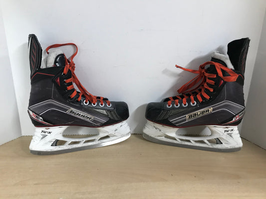 Hockey Skates Child Size 3  Bauer Vapor X600 Minor Wear Scratches