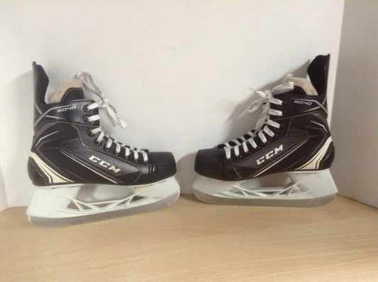 Hockey Skates Child Size 3 Shoe Size CCM Tacks