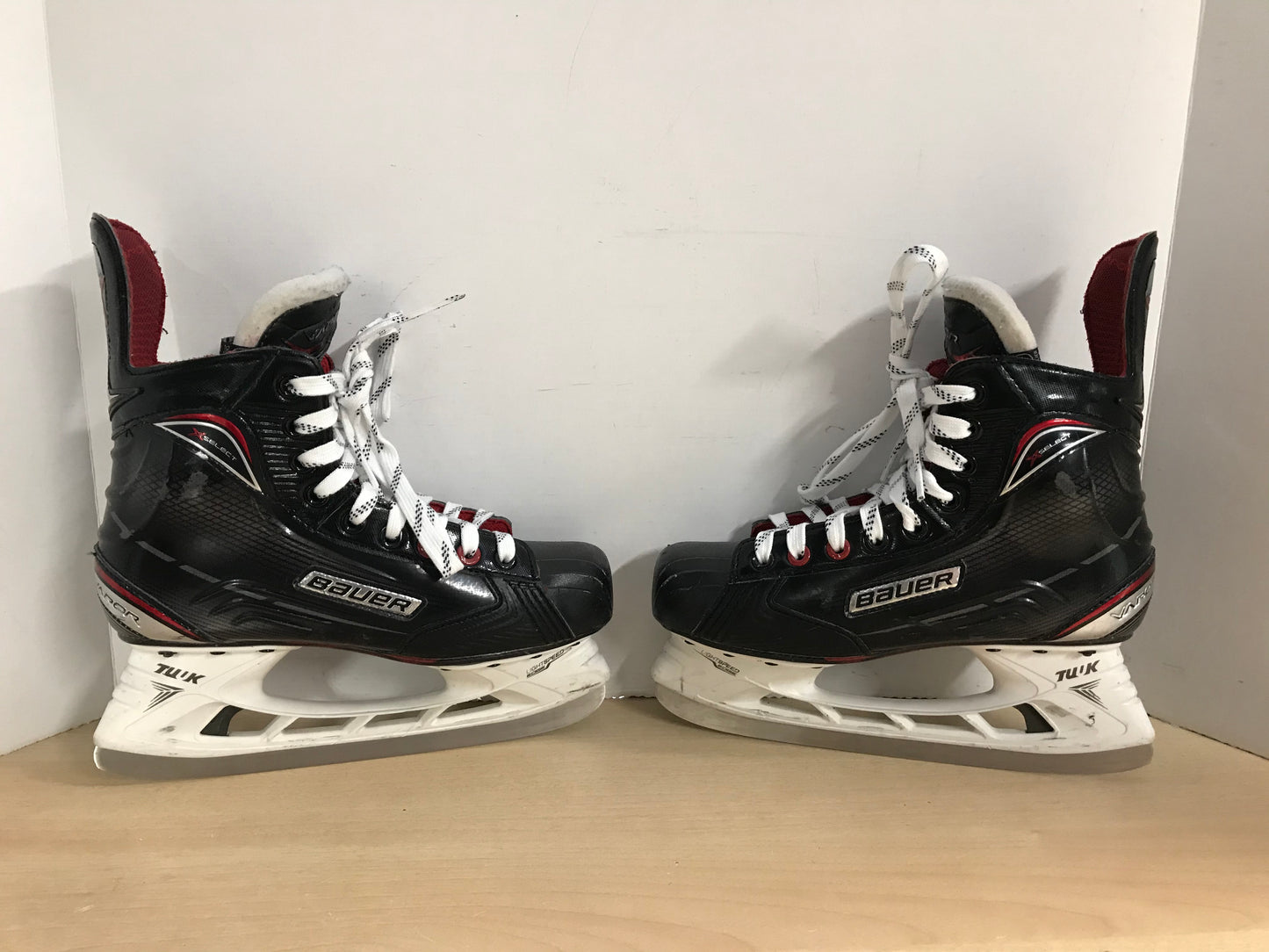 Hockey Skates Child Size 6.5 Shoe Size Bauer Vapor X Select Junior  Lightspeed