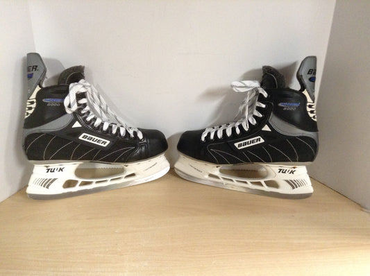 Hockey Skates Men's Size 11 Shoe Size Bauer Supreme 8000 LIghtspeed