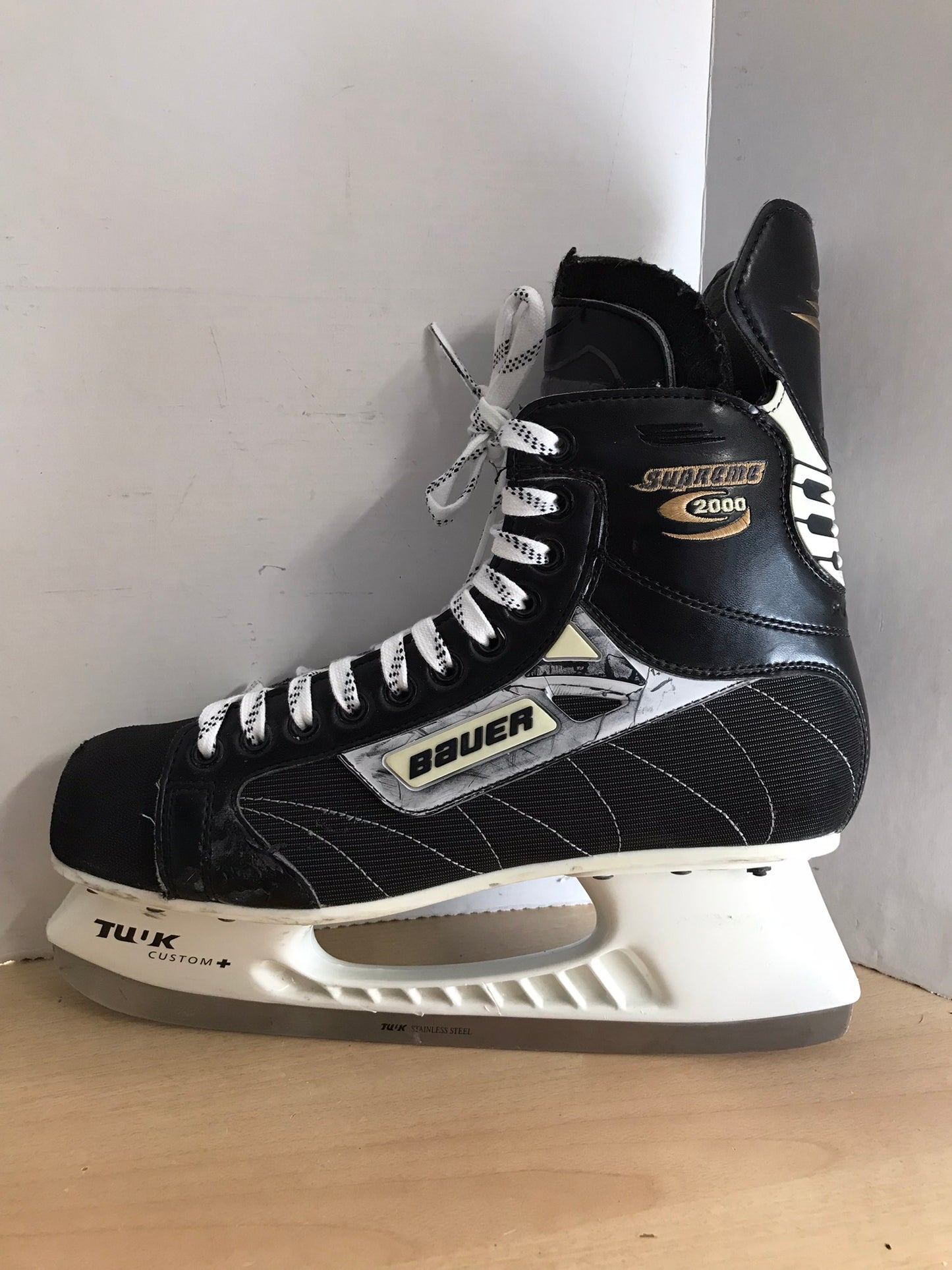 Hockey Skates Men's Size 12 Shoe Size Bauer Supreme 2000 Minor Wear