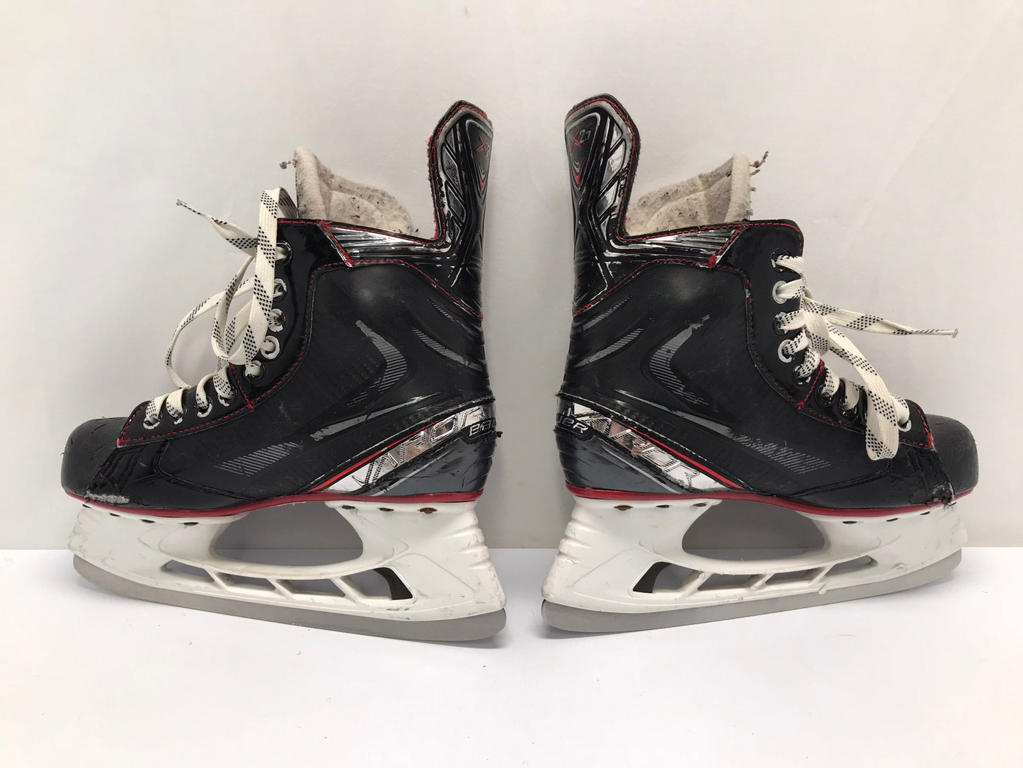 Hockey Skates Men's Size 6 Shoe 5 Skate Size Bauer Vapor X 2.7 Minor Wear