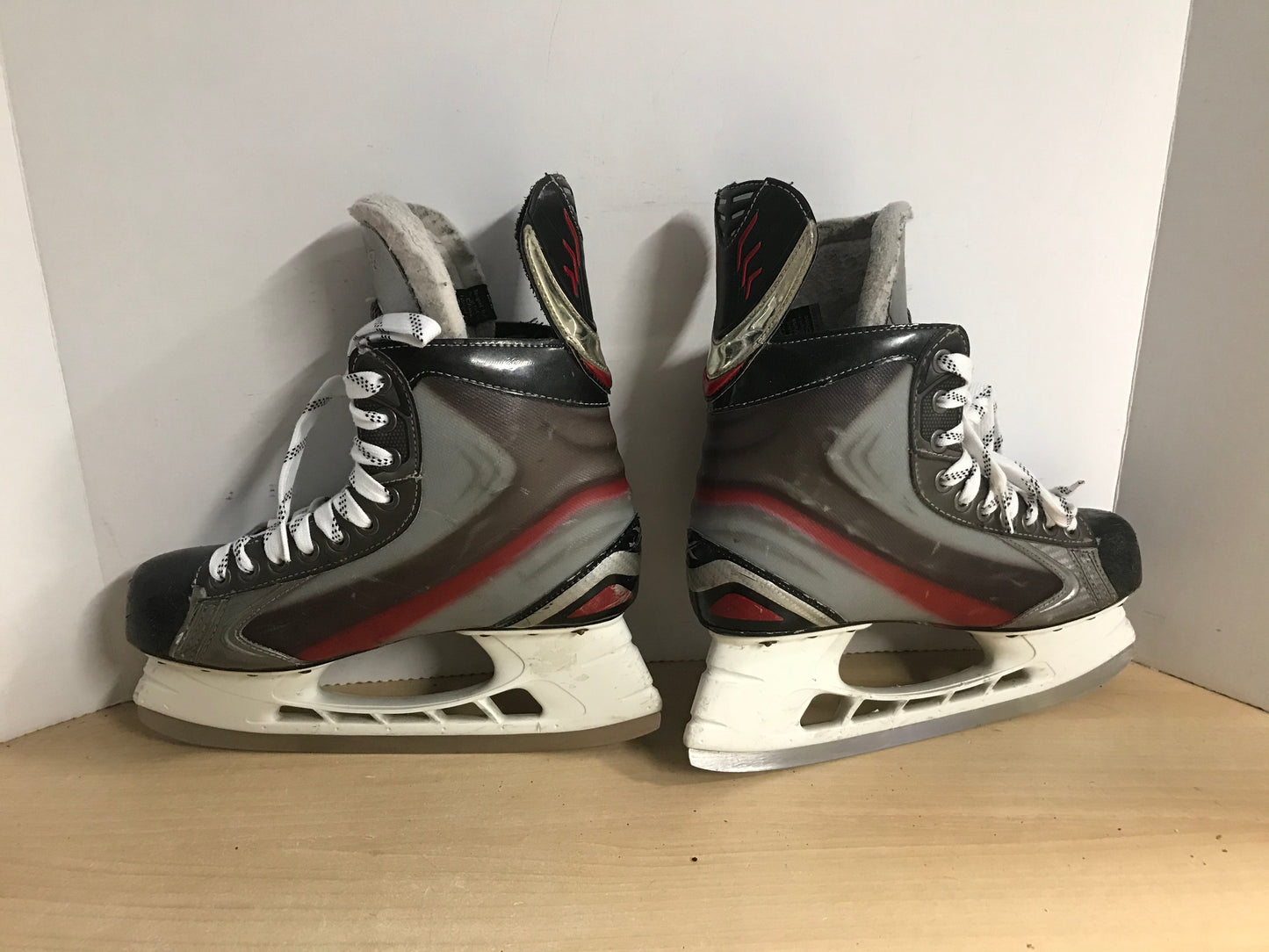 Hockey Skates Men's Size 8.5 Shoe Size Bauer Vapor X Shift Lightspeed BD 6084