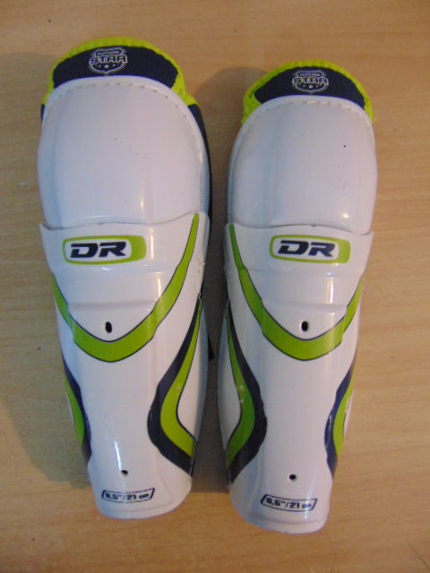 Hockey Shin Pads Child Size 8.5 inch  Age 3-5 White Lime Excellent