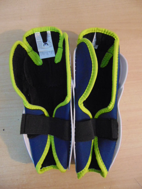Hockey Shin Pads Child Size 8.5 inch  Age 3-5 White Lime Excellent