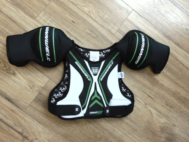 Hockey Shoulder Chest Pad Child Size Y Large Age 5-7 Winnwell Black Green White  New Demo Model