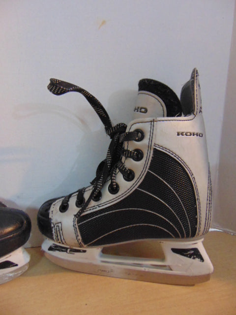 Hockey Skates Child Size 11 Shoe Size Koho 232 Minor Wear