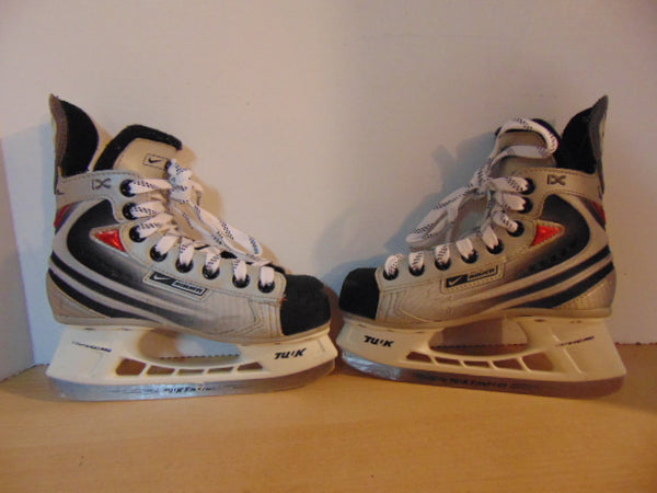 Hockey Skates Child Size 13 Shoe Size Bauer Nike Vapor 1X
