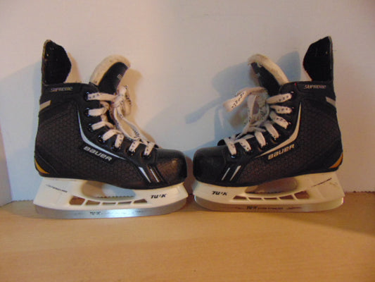 Hockey Skates Child Size 13 Shoe Size Bauer Supreme Nice