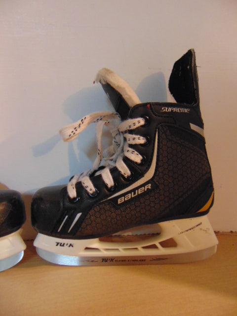 Hockey Skates Child Size 13 Shoe Size Bauer Supreme Nice