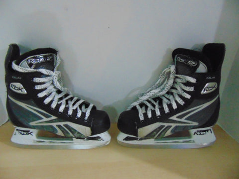 Hockey Skates Child Size 3.5 Shoe Size Reebok Fitlite Some Wear