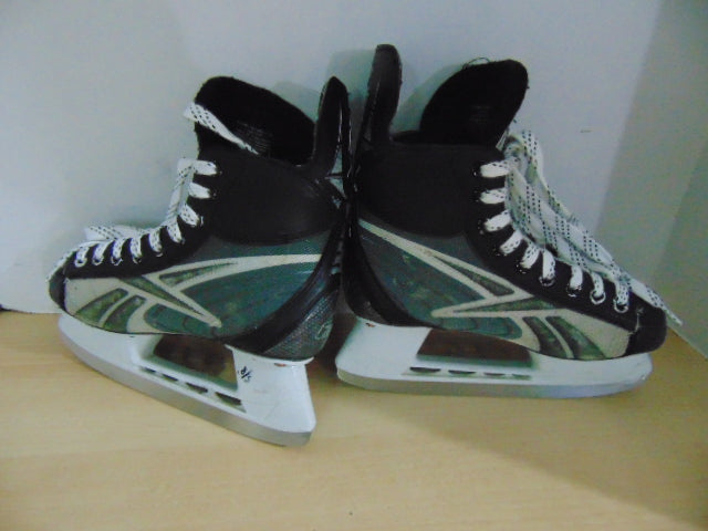 Hockey Skates Child Size 3.5 Shoe Size Reebok Fitlite Some Wear