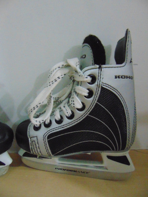 Hockey Skates Child Size 8 Shoe Size Infant Toddler Koho 232 Tiny!!!
