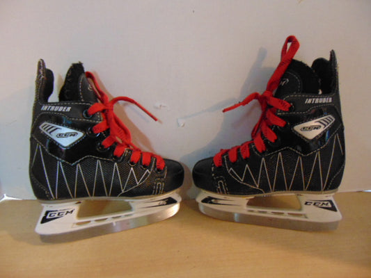 Hockey Skates Child Size 9 SHOE Size Toddler CCM Intruder