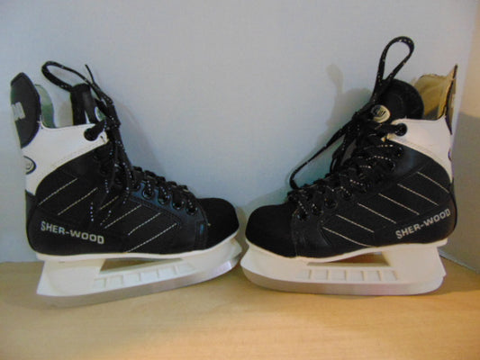 Hockey Skates Child Size 2 Shoe Size Sherwood 5500
