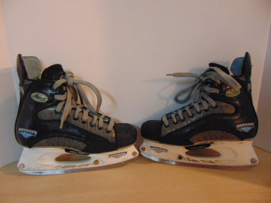 Hockey Skates Ladies Size 7.5 Mission Amp 3 Boot Is New