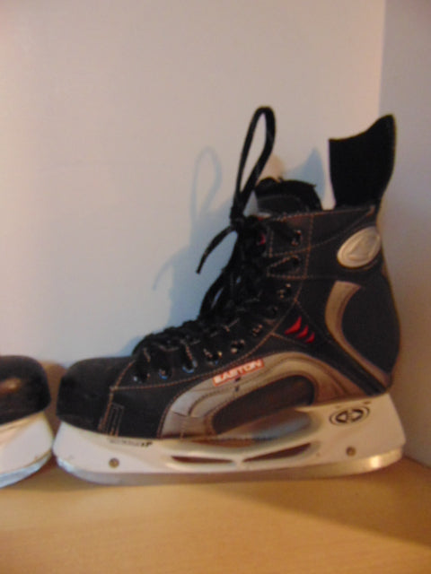 Hockey Skates Men's Size 10 D Shoe 7.5 Skate Size Easton Minor Wear