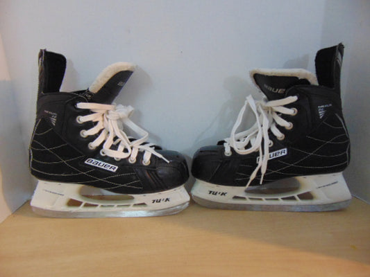 Hockey Skates Men's Size 6 Shoe 5 Skate Size Bauer Nexus 22 Minor Wear Scratches