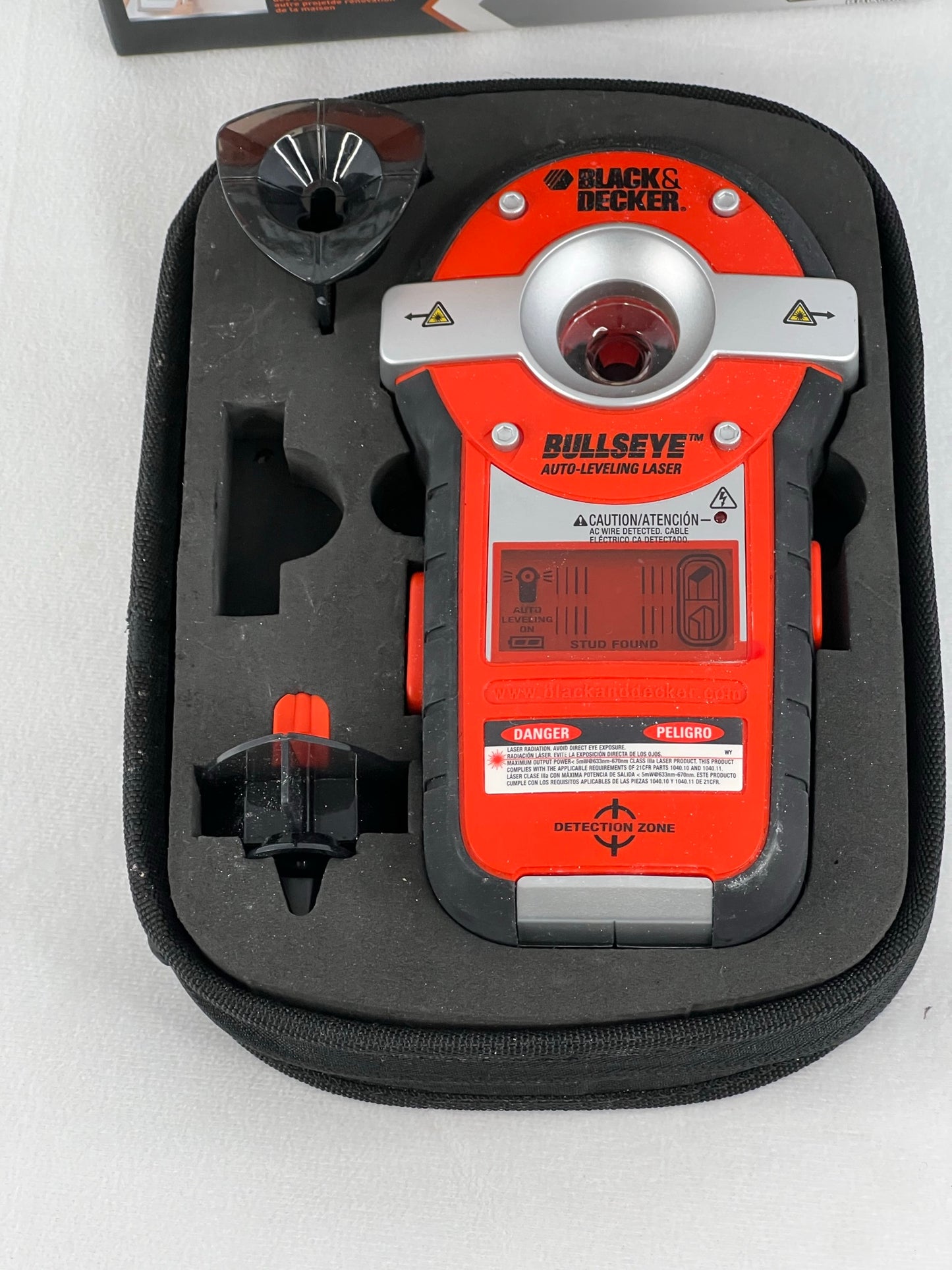 Home Repair Black and Decker Bullseye Auto Leveling Laser Used Once With Battery Works Perfect