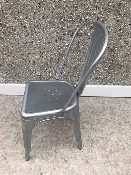Home and Cottage French Retro Cast Aluminum Steel Chair