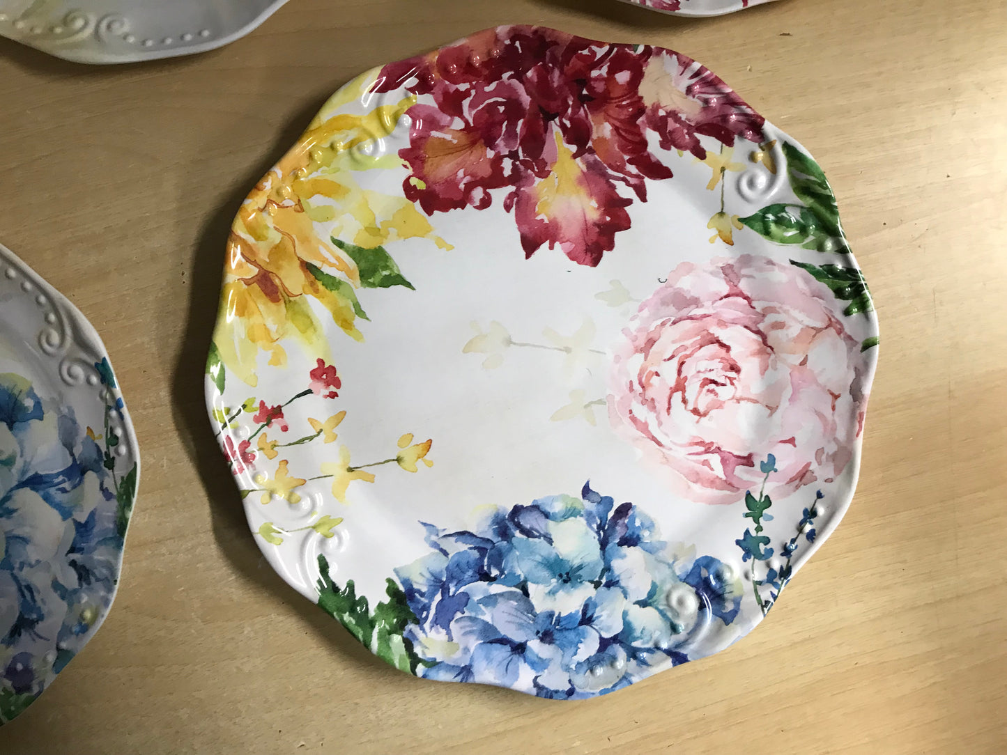 Home and Cottage New Pier 1 Melamine BPA free Dishwasher Safe Floral Cake Plate and Side Plates 11 and 9 inch