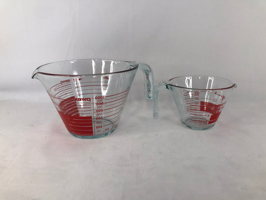Home and Cottage Pyrex 1 and 4 Cup Glass Measuring Cups As New Perfect