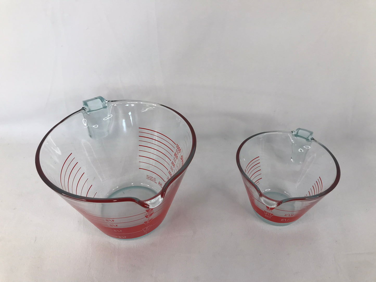 Home and Cottage Pyrex 1 and 4 Cup Glass Measuring Cups As New Perfect