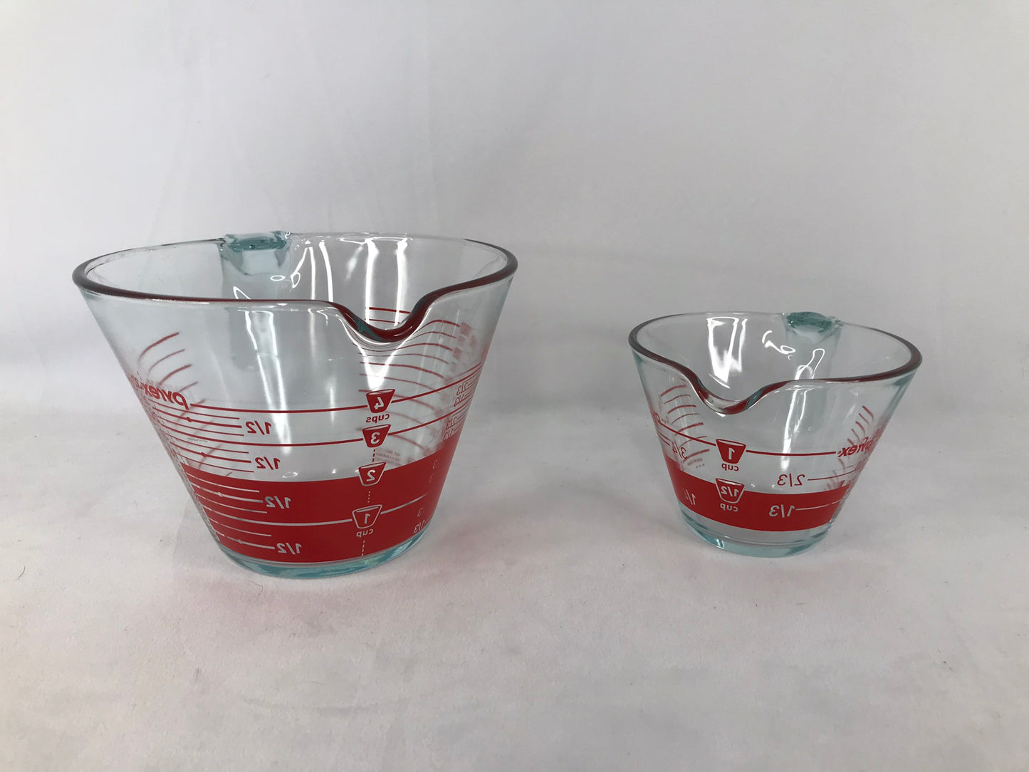 Home and Cottage Pyrex 1 and 4 Cup Glass Measuring Cups As New Perfect