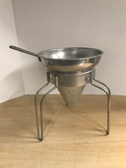 Home and Cottage Vintage Large Wear-Ever Jam Jelly Juicer Sieve Colander Strainer Aluminum Excellent Condition RARE